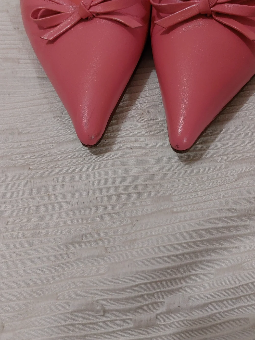 Delman Leather Pink Pointed-Toe Flats with Bow Accent Size 8